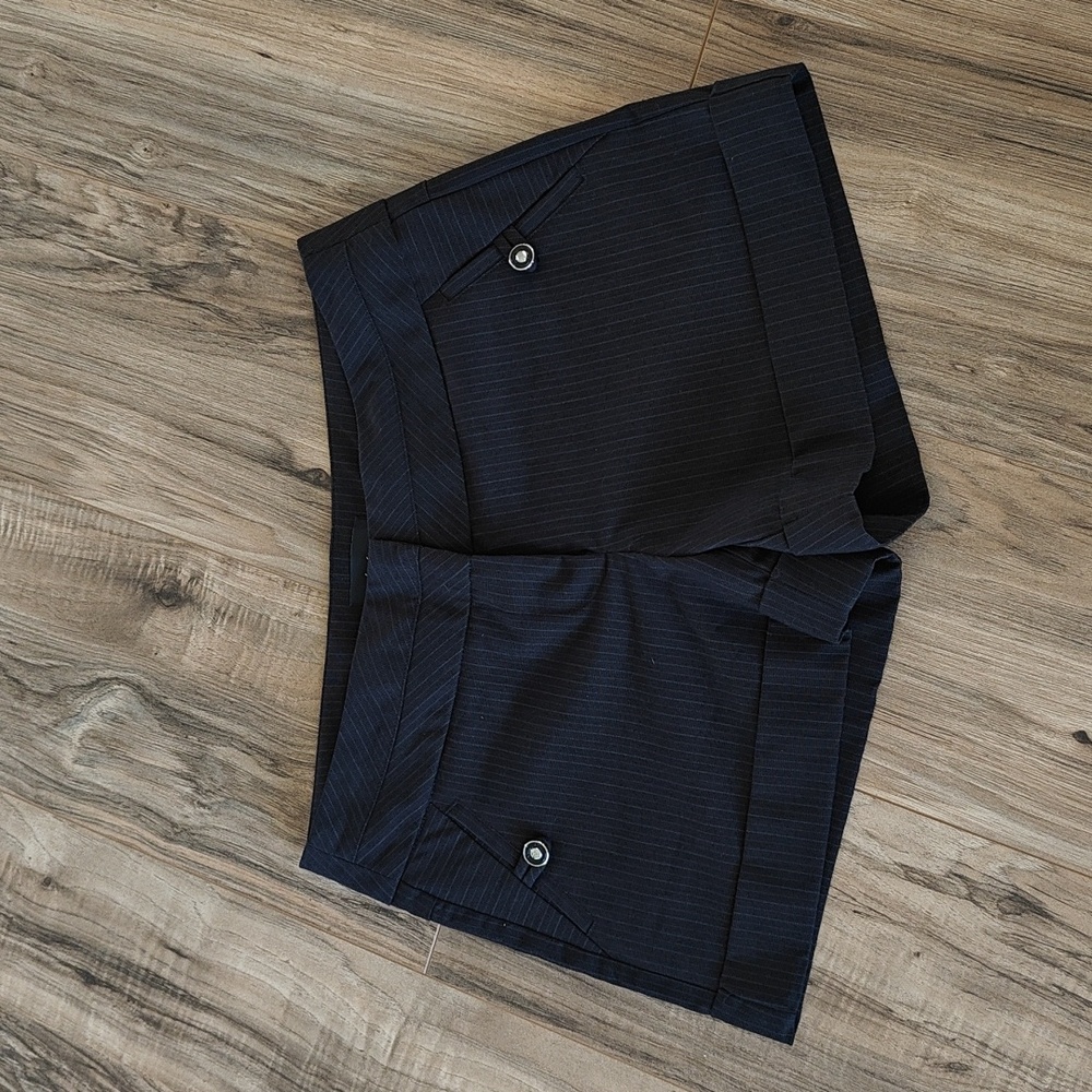 EUC Twenty-one dress shorts